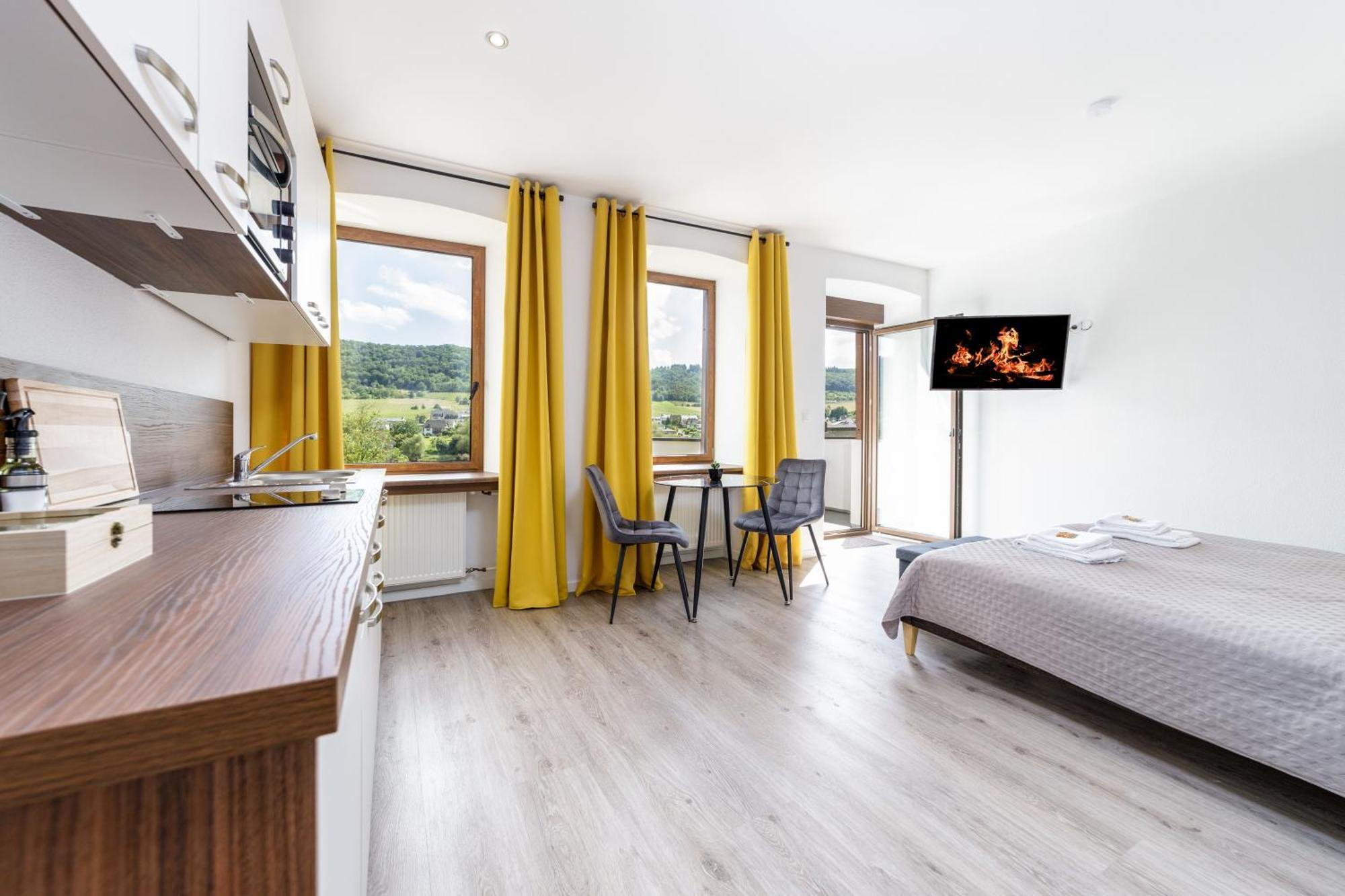 Vonmos Moselblick Apartments Kinheim Екстер'єр фото