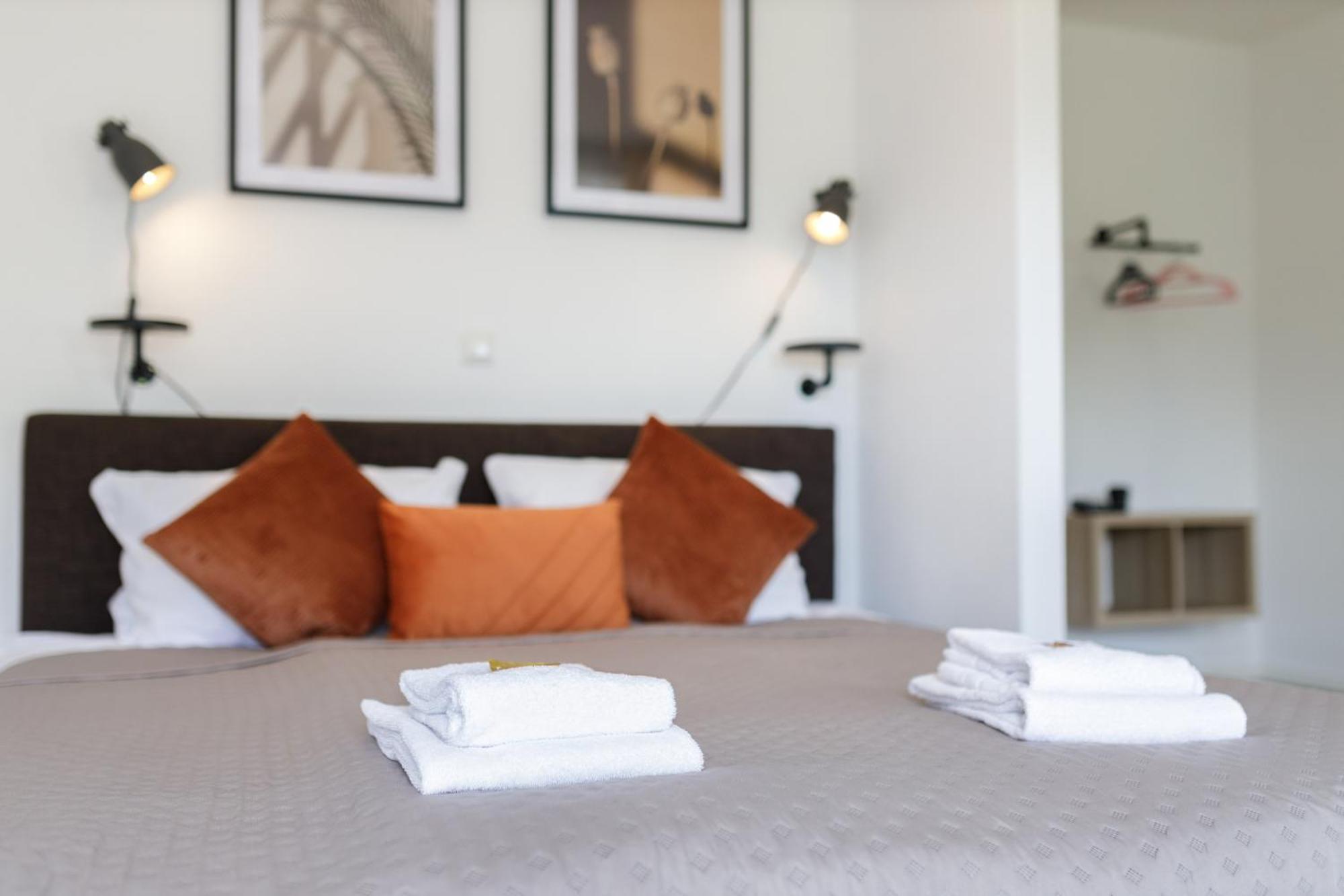 Vonmos Moselblick Apartments Kinheim Екстер'єр фото