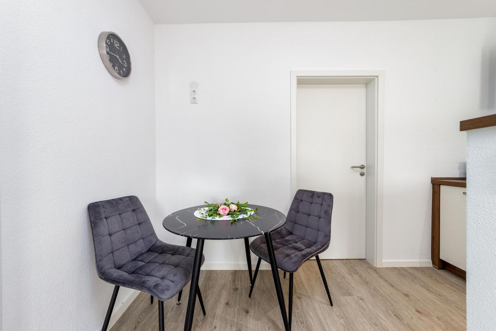 Vonmos Moselblick Apartments Kinheim Екстер'єр фото